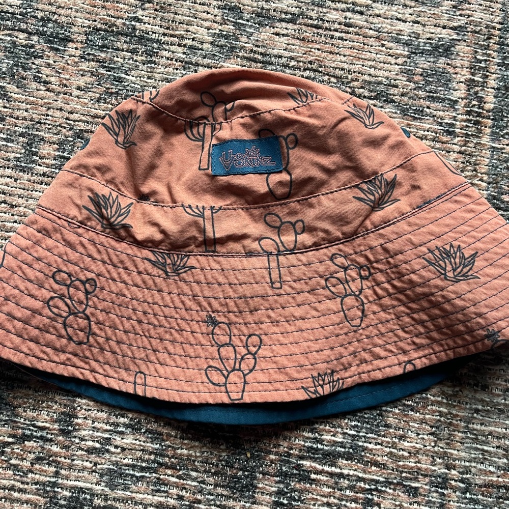 Skin UV Adjustable Bucket Hat - Reversible UPG 50+